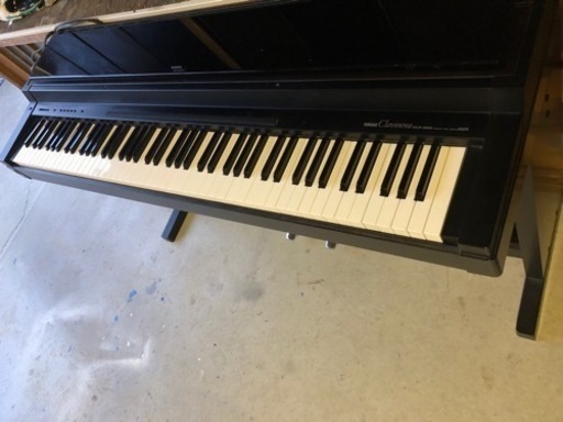 YAMAHA 電子ピアノ