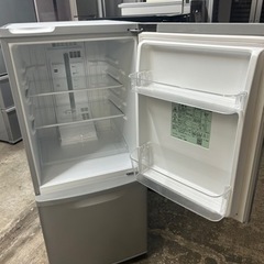 万代店 2018年製☆Panasonic 138L ガラストレイ LED照明 カテキン抗菌 