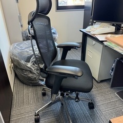 オカムラ　コンテッサ　セコンダ　座クッション　ブラック