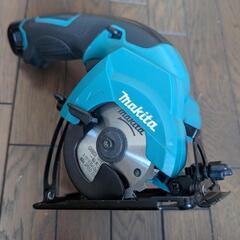 ☆付属品完備（バッテリー、充電器 、平行ガイド、6角レンチ