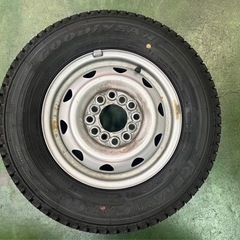 引き取り限定！スタッドレス　グッドイヤー　　アイスナビカーゴ145R12 6PR