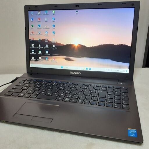 【取引中です】iiyama　ハイブリッドドライブ（SSD＋HDD）　15インチ　i5　8GB　カメラ　Office2021　Wi-Fi　マルチ　テンキー　Windows11　23H2