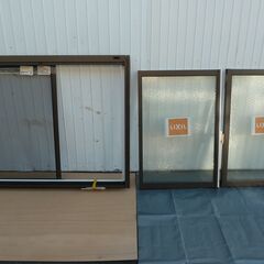 LIXIL　リクシル　窓ガラス　窓枠　網戸　未使用保管品！