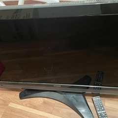 日立製　テレビ　37インチ　2010年購入