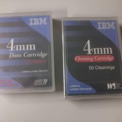 【未使用】IBM 4mm データカートリッジ4本＋クリーニングカ...