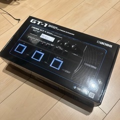 ギター用boss gt-1 マルチエフェクター　ほぼ新品！