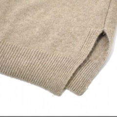 定価の半額以下💁‍♂️ オーラリーのカシミヤニット