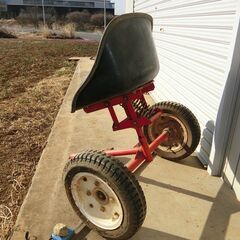 車輪付き椅子　けん引　椅子　車輪　【引き取り限定】