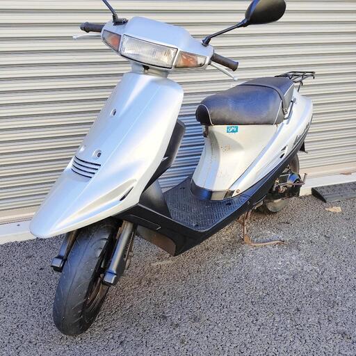 2461.ハイパワー前期型　アドレスv100　フロントカウル、シート新品　千葉県柏市　即日配送、自走引き取りも可能
