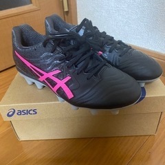 アシックス　asics サッカースパイク22.5㎝新品