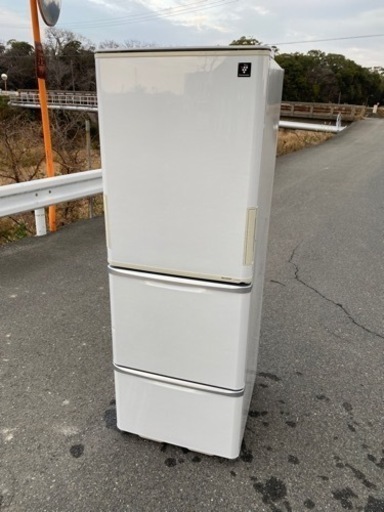 ‍♀️☘️大阪市から阪南市まで配達設置無料‍♀️シャープ冷蔵庫350L 自動製氷機付き保証有り