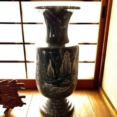 大理石製の花瓶　2000円でお譲りします！