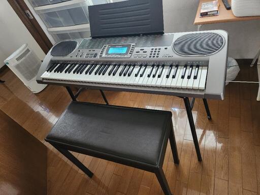 カシオ　キーボードLK-80(台と椅子付き)