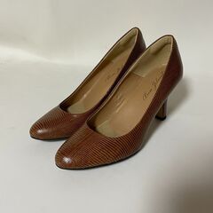 パンプス ヒール 靴 サイズ23.5cm ブラウン 革 エレガン...