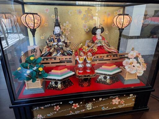 ひな祭り　雛人形　御内裏様とお雛様　オルゴール　電球付き