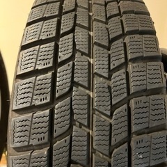 スタッドレスタイヤ　４本セット