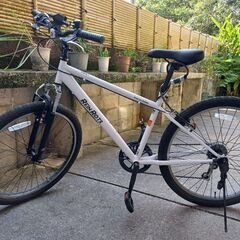 新品同様の自転車！Brand new bycicle!