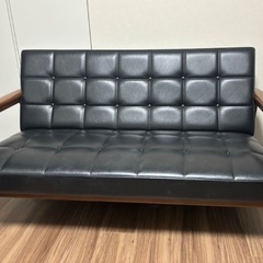 カリモク60 Kチェア（50周年限定復刻プレート）　2シーター