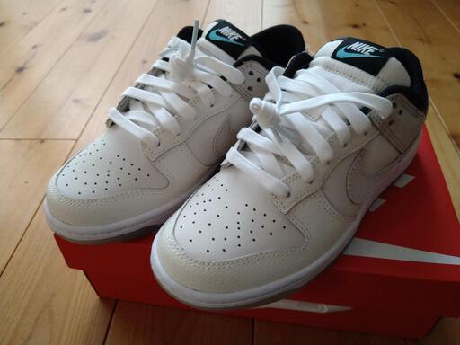 ナイキ　NIKE DUNK SE supersonic 24cm 新品　未使用