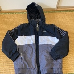 adidasジャンパー