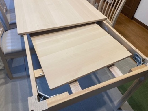 IKEA 伸縮式ダイニングテーブルセット（椅子4脚） IKEA 伸縮式