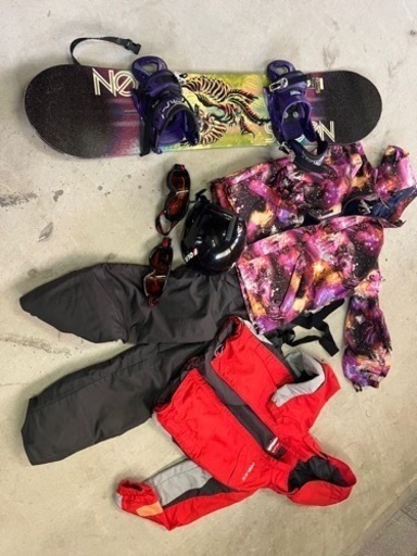 スキーウェア 上下セット 150cm 美品 スキーウェア 上下セット 150cm