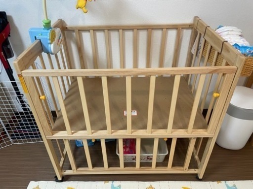 ほぼ新品⭐︎ベビーベッドミニ メリー付き