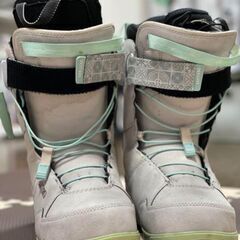 DEELUXE ID LALA LTD.  23.5　ディーラックス　ブーツ