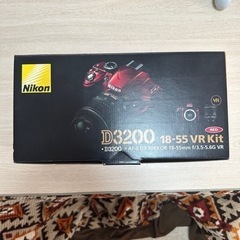 Nikon d3200 レッド