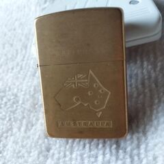 ZIPPO/ジッポー カラー　：ゴールド オーストラリア（お話し中）