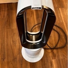 ☆温風も冷風も☆1台2役のスタイリッシュ扇風機！ Dyson Hot
