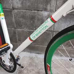 UNITED COLORS OF BENETTON