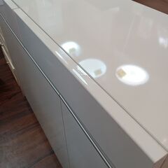 鏡面ホワイト キッチンカウンター 幅178.6cm 鏡面ホワイト キッチンカウンター 幅178.6cm レンジ 収納