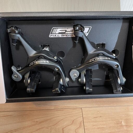 【受け渡し者決定】【美品】SHIMANO ULTEGRA BR-6700　グロッシーグレーカラー