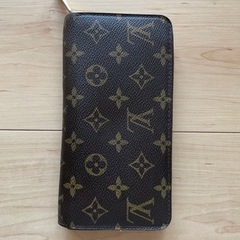 LUIS VUITTON長財布