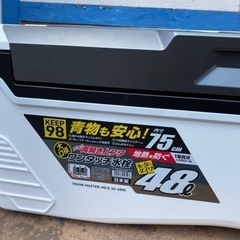 ダイワ　クーラーボックス　48リットル