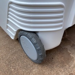 ダイワ　クーラーボックス　48リットル