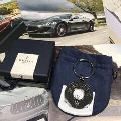 超高級 マセラティ キーホルダー パラジウム ルテニウム プラチナ ゴールド★