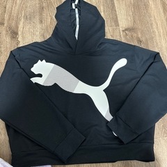 PUMA フードパーカー　プーマ