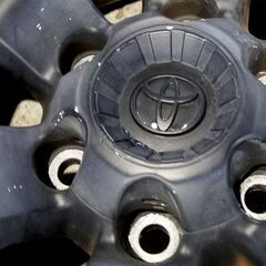 ※在庫全処分セール※【W-042】トヨタ純正ホイール☆16x7JJ☆6穴/30/PCD139.7