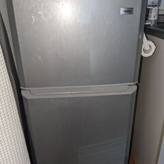レンジ、洗濯機、冷蔵庫の三点セット