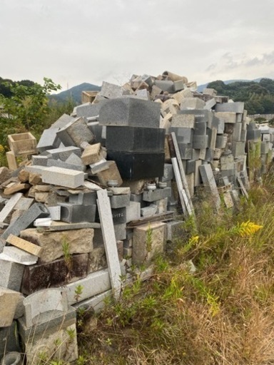 大量石材　沢山　大型　石畳　庭石　石板　庭石　まとめ