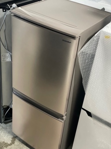 送料・設置込み可　冷蔵庫　137L SHARP 2019年