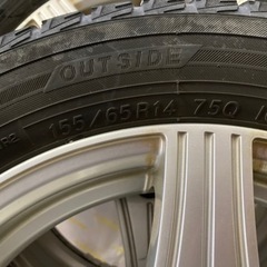 引渡し決定ｽﾀｯﾄﾞﾚｽﾀｲﾔ(155/65R14)付きﾎｲｰﾙ