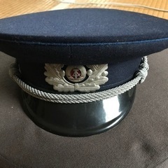 ドイツ統一の日にベルリンで買った東ドイツの警官の帽子
