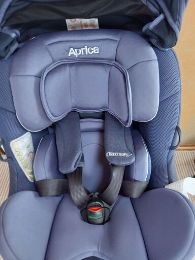 Aprica　チャイルドシート　ISOFIX