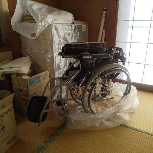 新品の車椅子です。未使用品です。