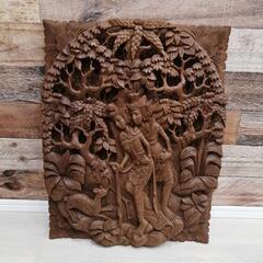 バリ島木彫りのレリーフ