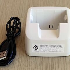 美品・ドコモdocomo携帯電話充電器 卓上ホルダ F49