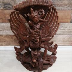 バリ島の木彫りの置物